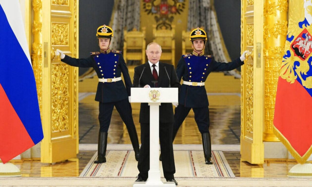 Μόσχα κατά Δύσης: Βοηθούν την Ουκρανία να προετοιμάσει ψευδείς ισχυρισμούς για εγκλήματα πολέμου