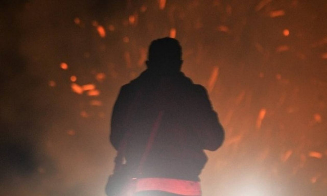 Φωτιά στην Ευρωστίνη Κορινθίας