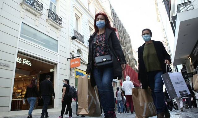 Χαμηλοί τζίροι σε εμπορικά καταστήματα και εστίαση λίγο πριν την Εβδομάδα των Παθών