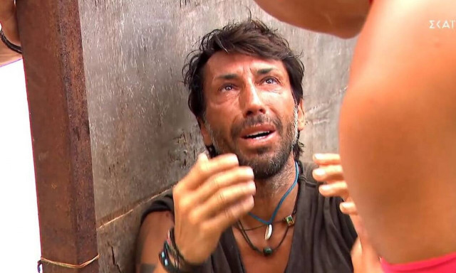 Survivor: Χτύπησε το κεφάλι του ο Εμμανουήλ – Έφυγε για το νοσοκομείο (videos)