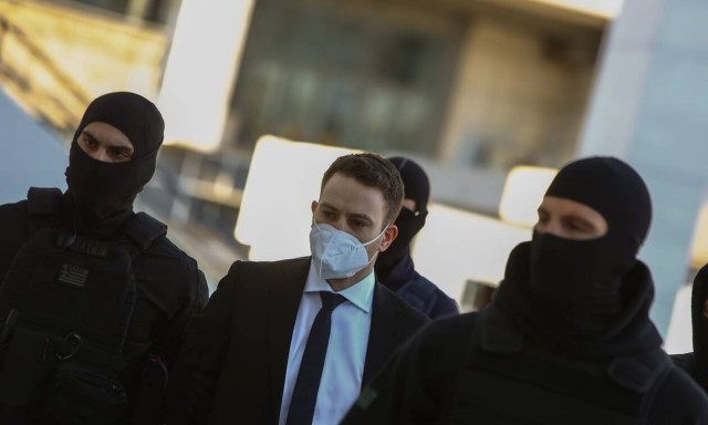 Δίκη Γλυκά Νερά - Μάρτυρας: «Σε είχα σαν παιδί μου, γιατί το έκανες αυτό;»