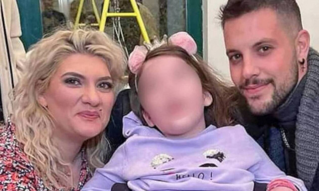 Πάτρα: Το ακριβό δώρο και οι εγκωμιαστικές αναρτήσεις στον εντατικολόγο που έσωσε τη Τζωρτζίνα