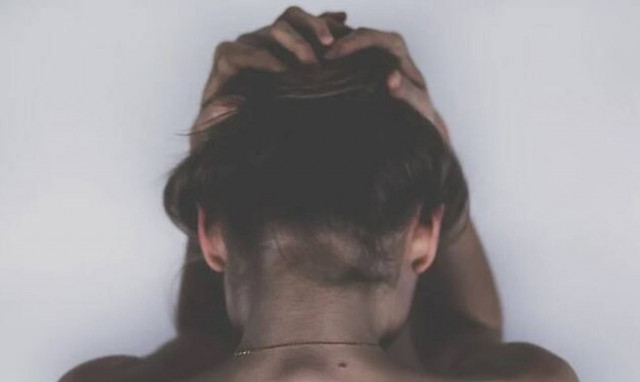 Έρευνα: Πάνω από το 50% του παγκόσμιου πληθυσμού έχει πονοκεφάλους και το 14% ημικρανίες