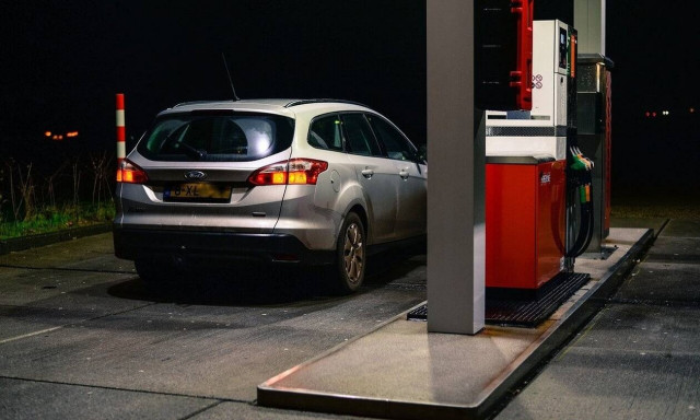 Αυτοκίνητο: Οι Έλληνες «γυρίζουν την πλάτη» στα πετρελαιοκίνητα