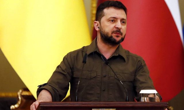 Το Κίεβο τα βάζει τώρα με τον Μακρόν: «Μας πληγώνει» που δεν αναγνωρίζει γενοκτονία στην Ουκρανία