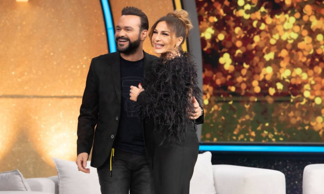 Chart Show: Αφιέρωμα στα 30 κορυφαία pop τραγούδια