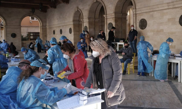 Κορονοϊός: Δωρεάν rapid test σήμερα Παρασκευή 15 Απριλίου σε 174 σημεία σε όλη τη χώρα (λίστα)