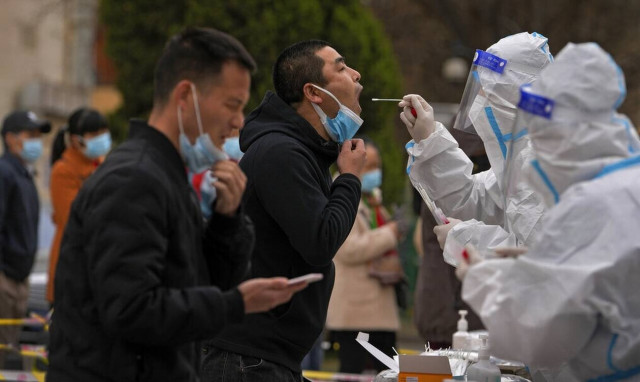 Reuters: Τα 500 εκατ. ξεπέρασαν τα κρούσματα του κορονοϊού σε όλο τον κόσμο