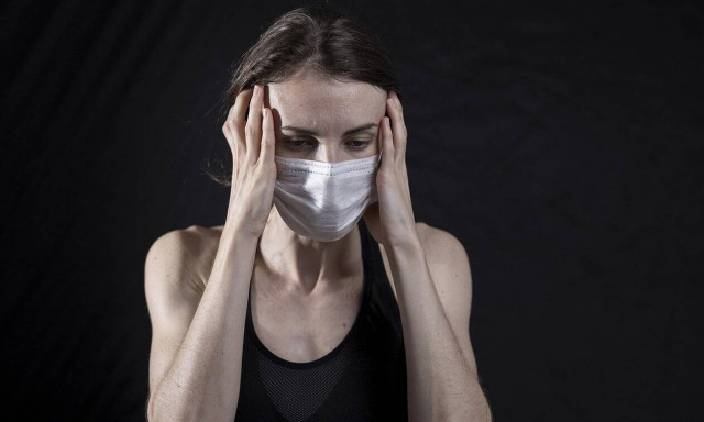 Συγκλονιστικές μαρτυρίες ασθενών με Long covid: «Είχα αφόρητους πόνους, έπεφταν τα μαλλιά μου»