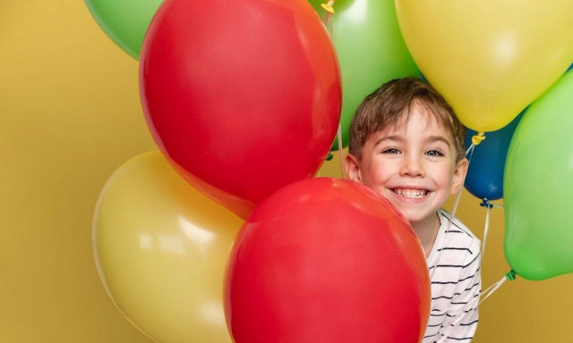 Πασχαλινές λαμπάδες με γκάζια, δράση και περιπέτεια για κάθε δραστήριο αγόρι!