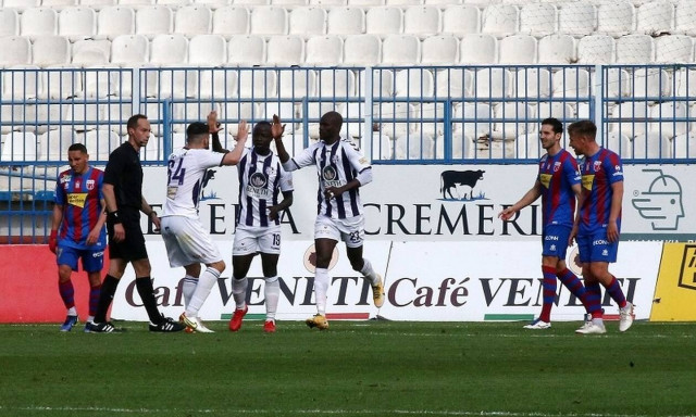 Super League: Στο -1 από τη Λαμία ο Απόλλωνας, «σούπα» στο Αγρίνιο - Τα highlights κι η βαθμολογία