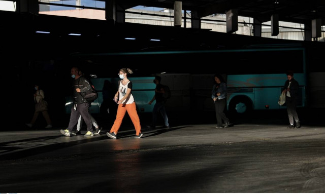 Πάσχα 2022: Έκπτωση 50% σε ΚΤΕΛ και τρένα - Ποιους αφορά