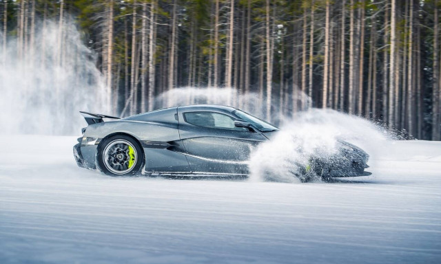 Rimac Nevera: Mε 1.940 ίππους στον πάγο (vid)