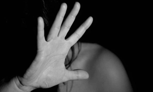 Βόλος: Κατηγορεί τον 60χρονο θείο της ότι την βίασε