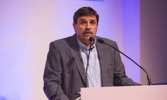 Ξανθός: Όποιος αμφισβητεί τη γραμμή για την πανδημία, αμφισβητεί τον πρόεδρο