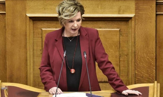 ‘Government will be handing over a wounded democracy’ says Olga Gerovassili at Syriza’s 3rd Congress