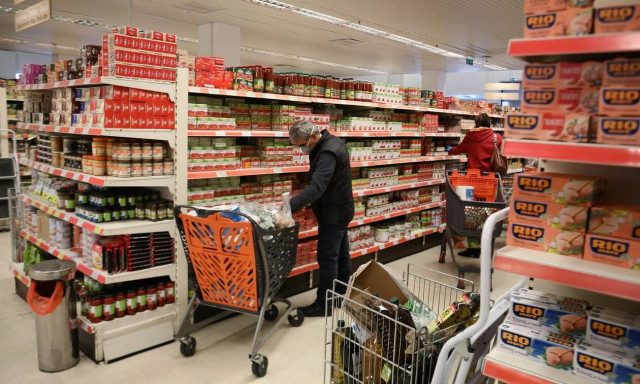 Τσεμπερλίδης στο Newsbomb.gr: «Πάρτι αισχροκέρδειας» - Τι είπε για μείωση ΦΠΑ σε βασικά αγαθά