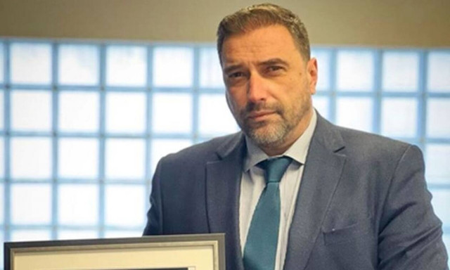 Διεθνείς διακρίσεις για τον δρ. Βασταρδή, Διευθυντή Χειρουργό Σπονδυλικής Στήλης του Metropolitan