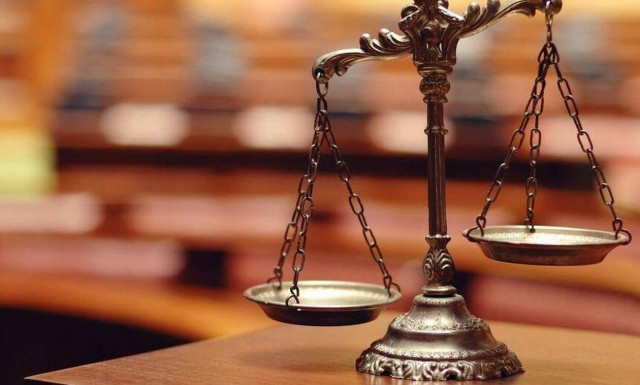 Άμεση αντίδραση της δικαιοσύνης για παρακολούθηση δημοσιογράφου