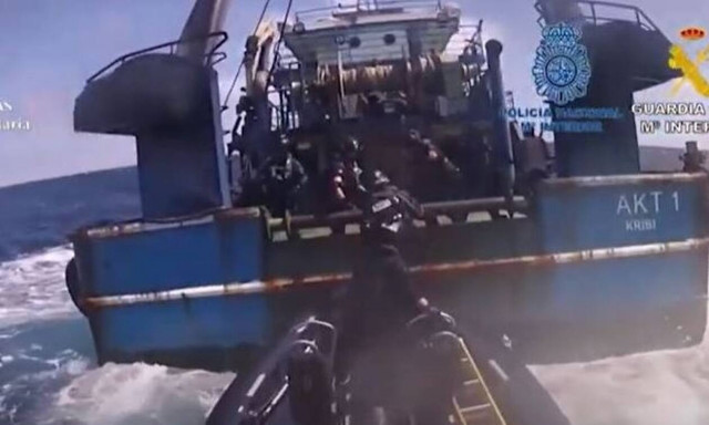 Ισπανία: Εντυπωσιακή επιχείρηση για την κατάσχεση τριών τόνων κοκαϊνης σε ψαράδικο