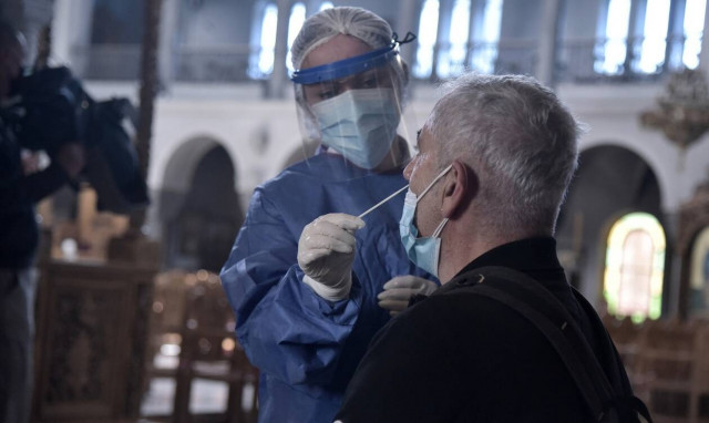 Σιωπηλή και μεγάλη η διασπορά του ιού 