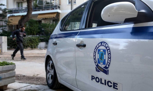 Κυψέλη: Συνελήφθη 34χρονη για ληστεία και κλοπές