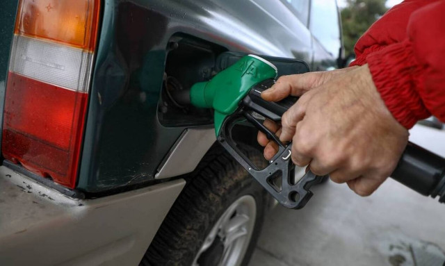 Αντίστροφη μέτρηση 48 ωρών για το επίδομα καυσίμων – Μ. Πέμπτη ανοίγει η πλατφόρμα