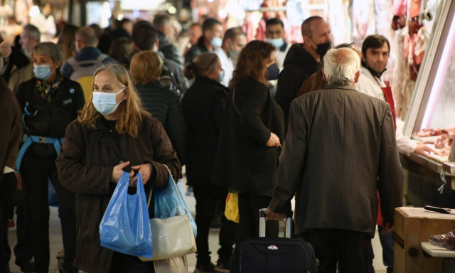 «Φωτιά» στην αγορά του Πάσχα βάζει η ακρίβεια - Τι να προσέξουν οι καταναλωτές στο γιορτινό τραπέζι