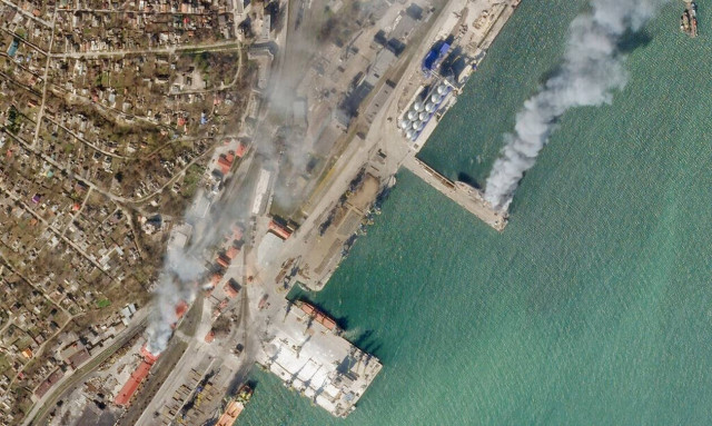 Πόλεμος Ουκρανία: Σβήνεται από τον χάρτη η Μαριούπολη - Σκληρή πολιορκία στο εργοστάσιο Azovstal