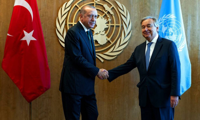 Ουκρανία: Ο ΟΗΕ συζητά την εγκατάσταση «ομάδας επαφής για ανθρωπιστικά ζητήματα» στην Τουρκία