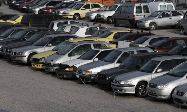 Αυτοκίνητα από 200 ευρώ: Πότε ανοίγει η αποθήκη - Η αναλυτική λίστα με τα 101 οχήματα και τις τιμές