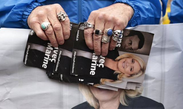 Eκλογές στη Γαλλία: H ανησυχία στο στρατόπεδο Μακρόν και οι ελπίδες της Λε Πεν για το ντιμπέιτ