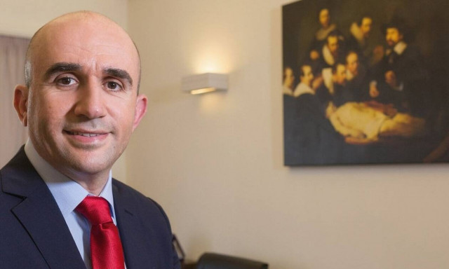 Λέων: Στη Μαλένα δεν διαπιστώνεται ίκτερος που είναι βασικό εύρημα της ηπατικής ανεπάρκειας