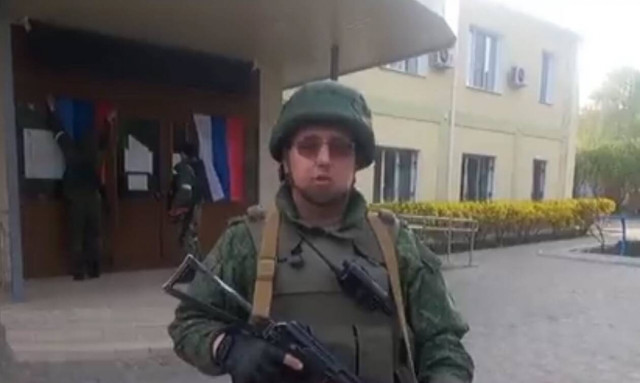 Ουκρανία: Φιλορώσοι αυτονομιστές κατέλαβαν την πόλη Κρεμίνα