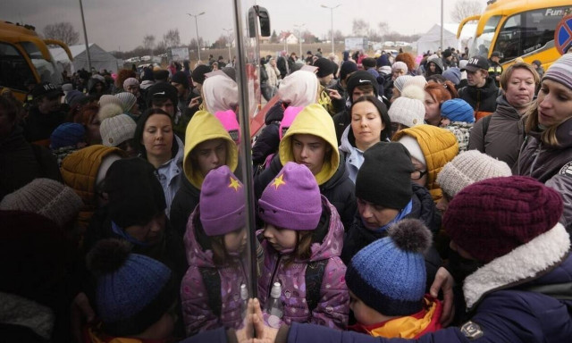 Ουκρανία-ΟΗΕ: Περισσότεροι από πέντε εκατομμύρια άνθρωποι έχουν εγκαταλείψει τη χώρα