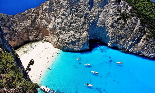 Die Welt: Αυτά είναι τα έξι ελληνικά νησιά που θα μπορούσες να ερωτευτείς