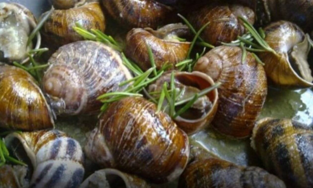 Τι τρώμε την Μεγάλη Εβδομάδα και το Πάσχα στην Κρήτη