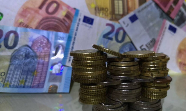 Ποιοι δικαιούχοι επιδομάτων και παροχών θα λάβουν αυξήσεις από την 1η Μαΐου