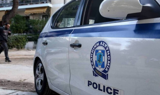 Ρέθυμνο: Χειροπέδες σε δύο άνδρες για κλοπές και κατοχή βεγγαλικών