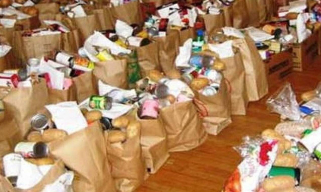 Θεσσαλονίκη: Χίλιες εκατό σακούλες με τρόφιμα μοιράστηκαν σε ευπαθείς ομάδες