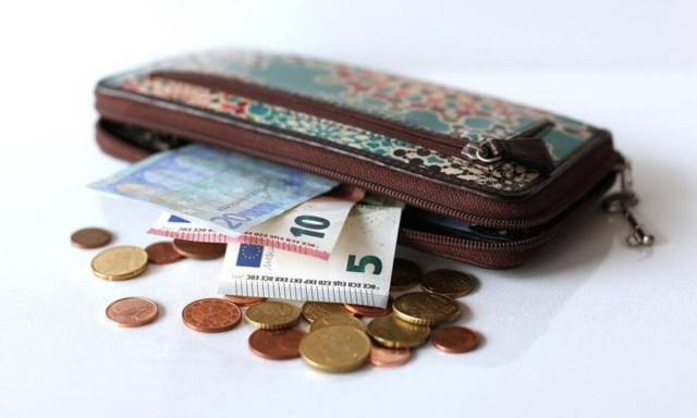 Τα νέα ποσά των επιδομάτων από 1η Μαΐου - Ποια και πόσο αυξάνονται