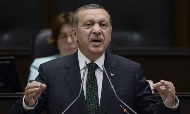Ουκρανία: Πιέζει ο Ερντογάν για «μεσολάβηση» Τουρκίας - Επιθυμεί νέα συνομιλία με Ζελένσκι