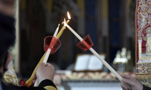 Άγιο Φως: Έτσι θα «ταξιδέψει» για την Ελλάδα - Τι ώρα θα φτάσει στην Αθήνα