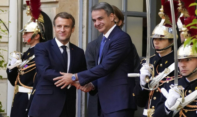Δρούγος στο Newsbomb.gr: «Η νίκη Μακρόν ενισχύει τον άξονα Αθήνας - Παρισιού»