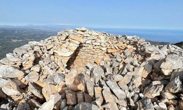 Γκρεμίστηκε ο Ναός του Τιμίου Σταυρού στο Ρέθυμνο!