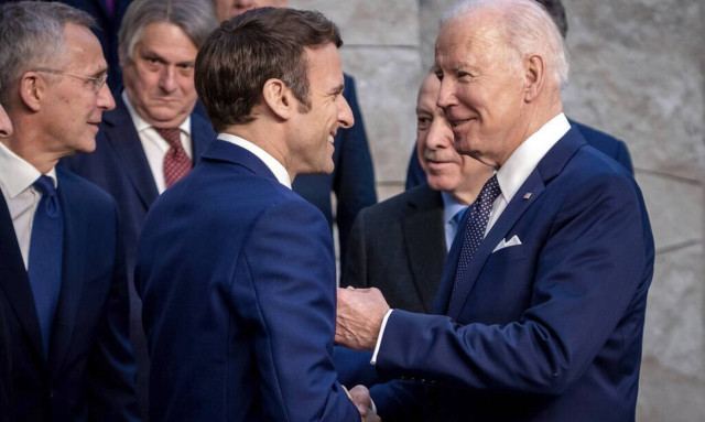 Τα συγχαρητήρια Μπάιντεν σε Μακρόν - Τι συμφώνησαν οι δύο ηγέτες