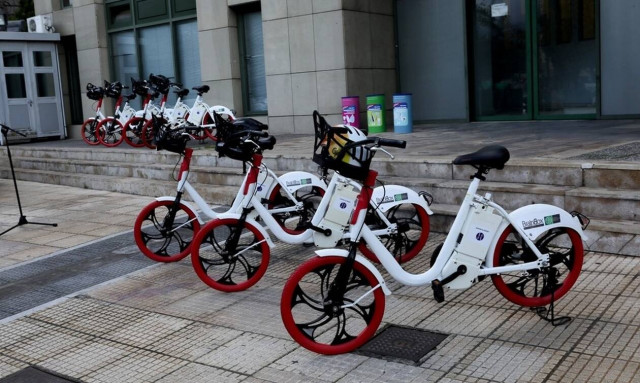 Ηλεκτρικά ποδήλατα στον Δήμο Πετρούπολης