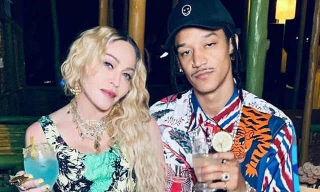 Μαντόνα: Χώρισε με τον 28χρονο χορευτή σύντροφό της, μετά από τρία χρόνια σχέσης