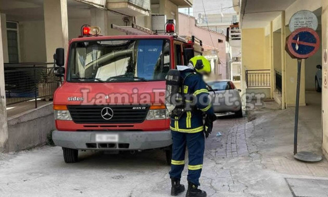 Συναγερμός στη Λαμία: Μεγάλη πυρκαγιά στο κέντρο της πόλης