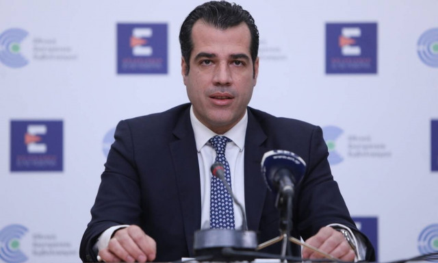 Αύξηση ιατρικών αμοιβών υποσχέθηκε ο Θάνος Πλεύρης στον Πανελλήνιο Ιατρικό Σύλλογο